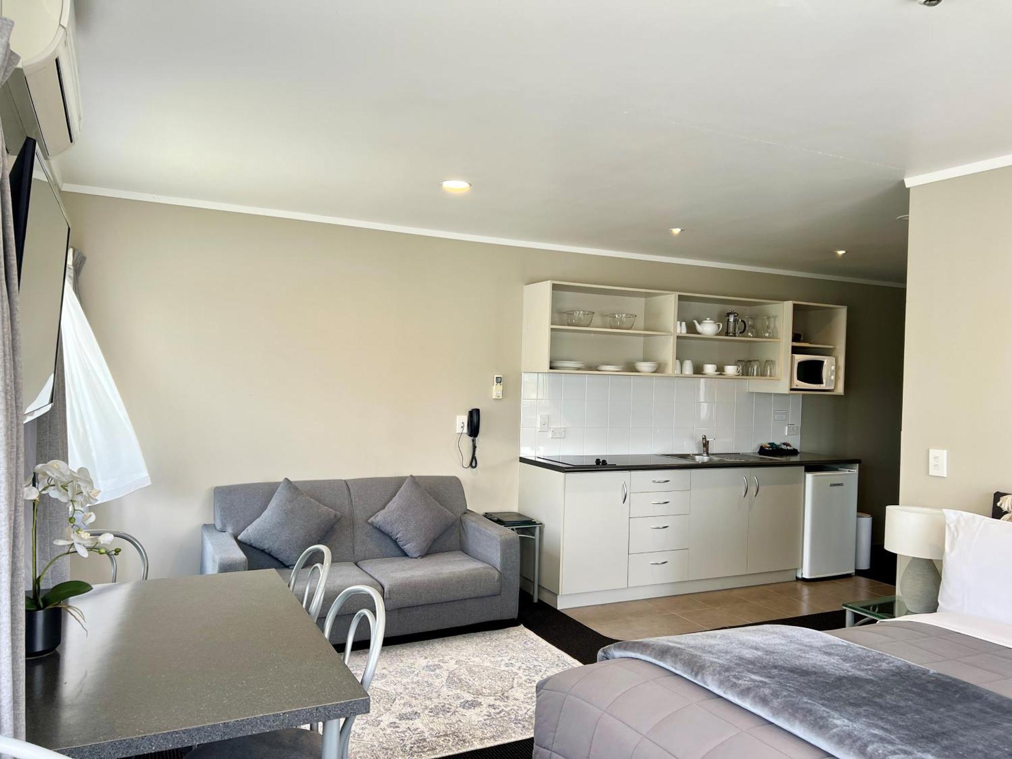 Ashbrook Motel Таупо Экстерьер фото