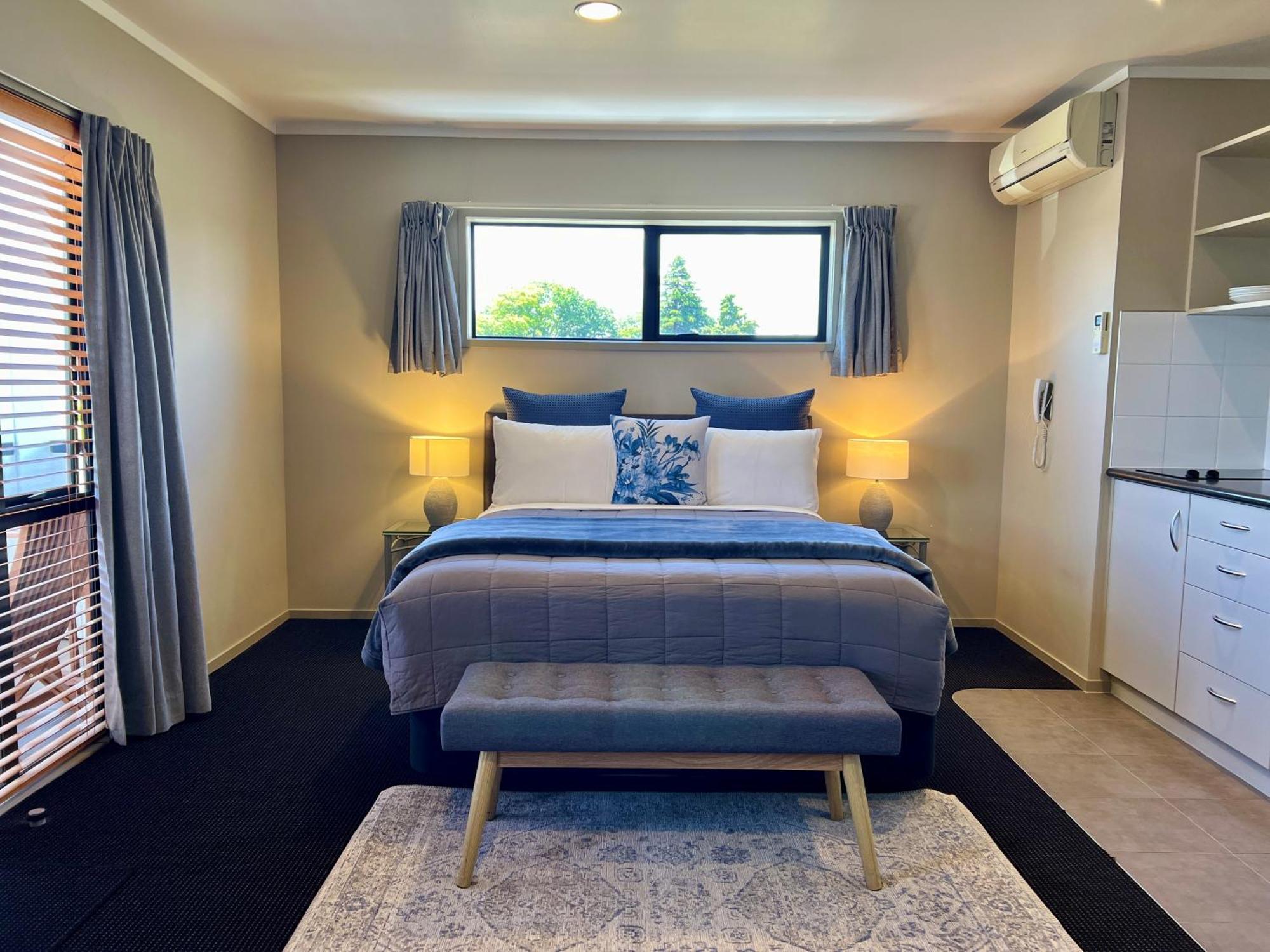 Ashbrook Motel Таупо Экстерьер фото