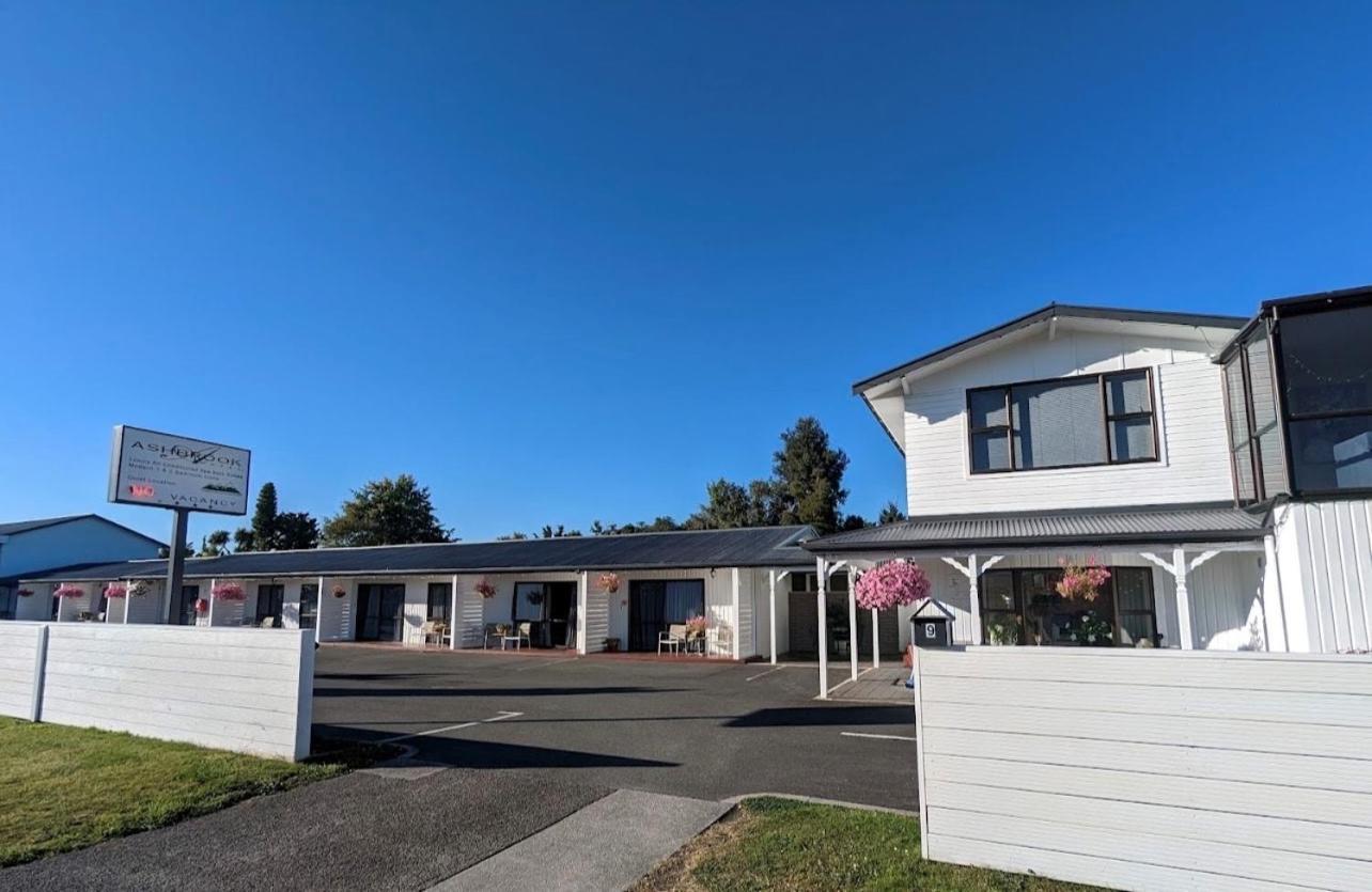 Ashbrook Motel Таупо Экстерьер фото